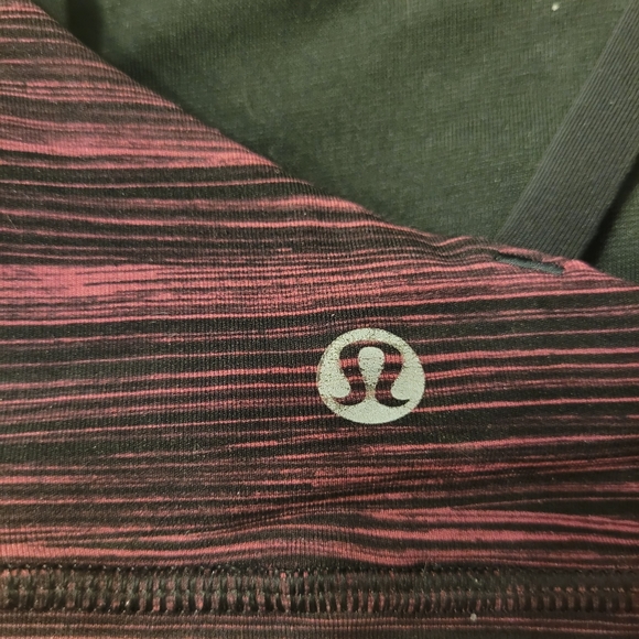 Lululemon Low Tide Blush Berry Black Energy Cross Strap Sports Bra size 4 - Picture 6 of 8